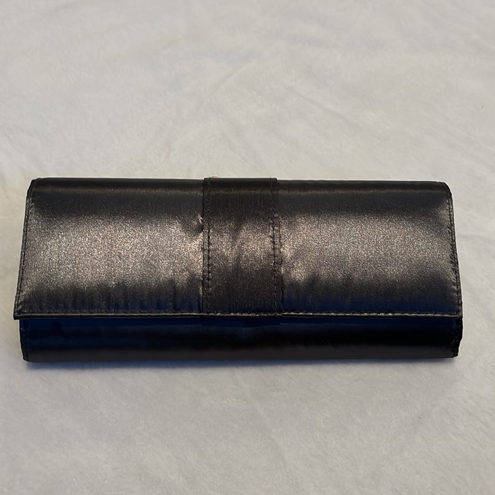 Women's clutch purse